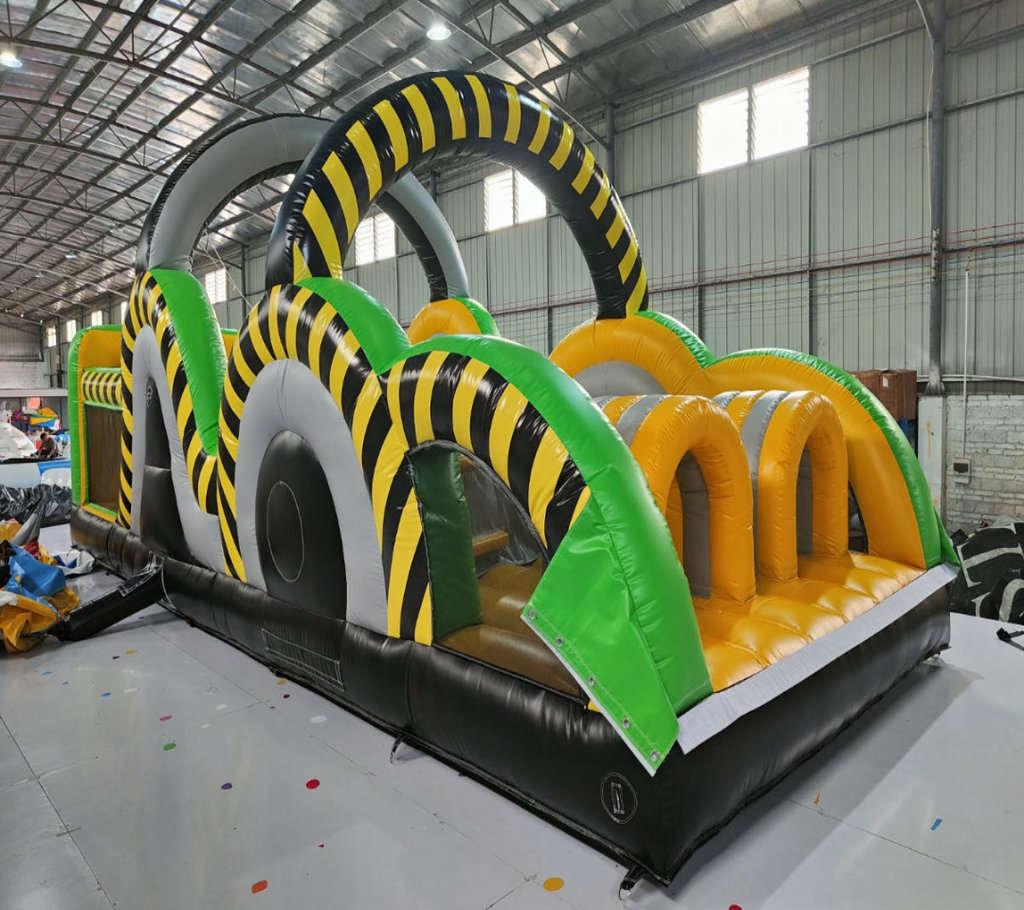 Giant Inflatable Obstacle Park  0.55 PVC  US